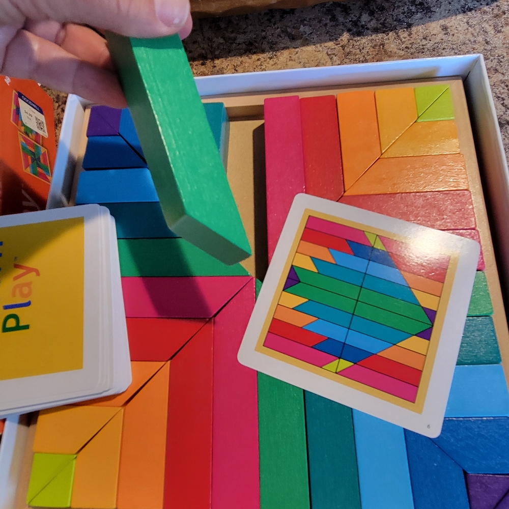 Pattern Play Colorful Learning Puzzle - Picture 6 of 7